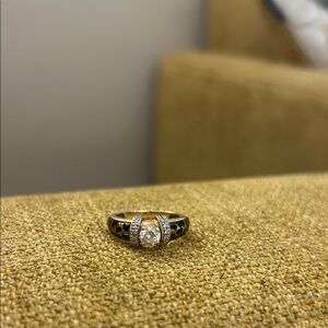 Elegant 14KT Gold ring